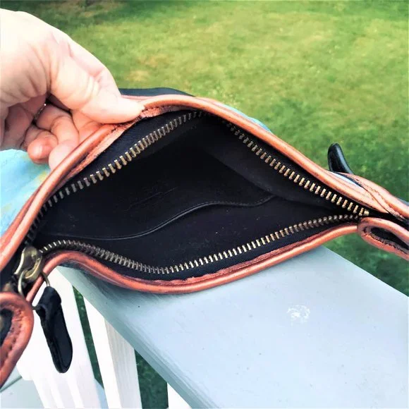 COACH Legacy Rare 1995 Style 9950 Vintage Crossbody Leather Hand Painted Bag - Picture 5 of 7